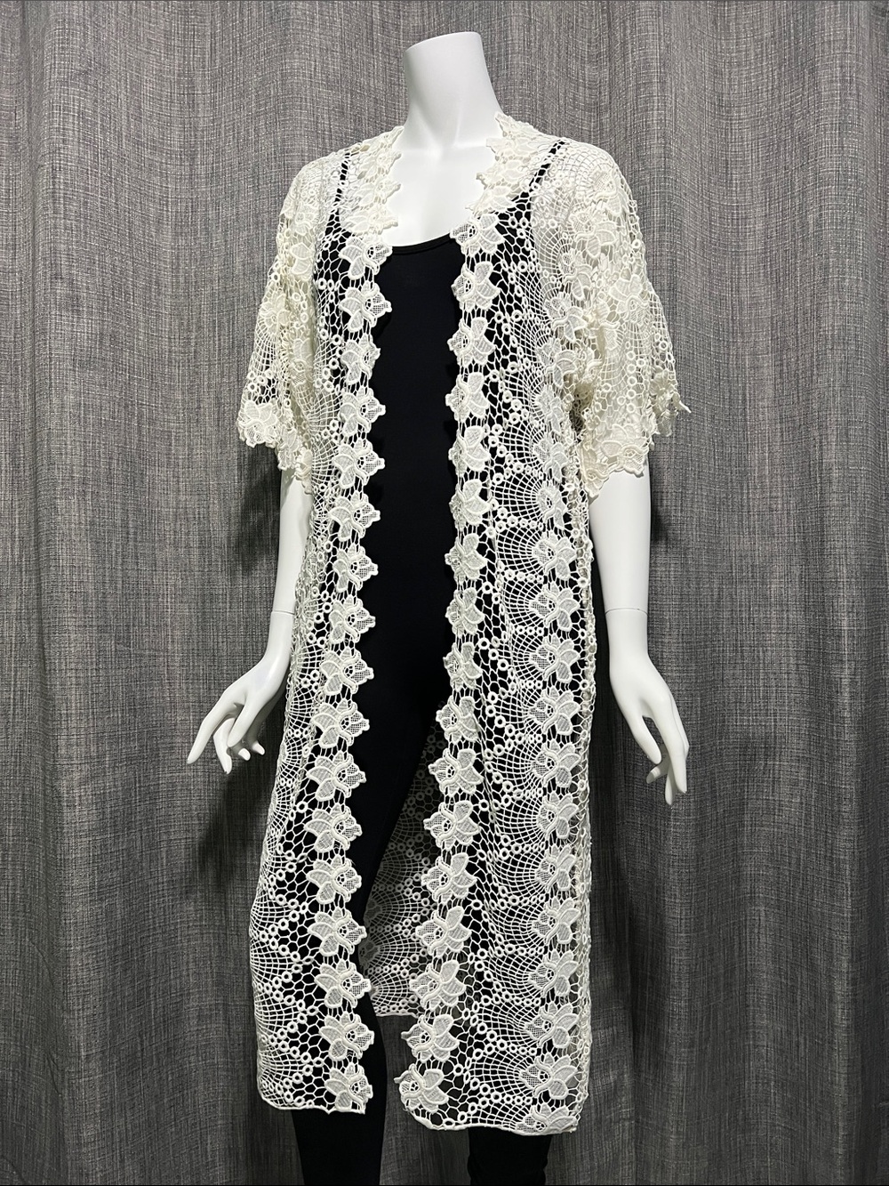 Forever 21 Floral Crochet Lace Kimono Duster Open-front Cream Cardigan Small NWT